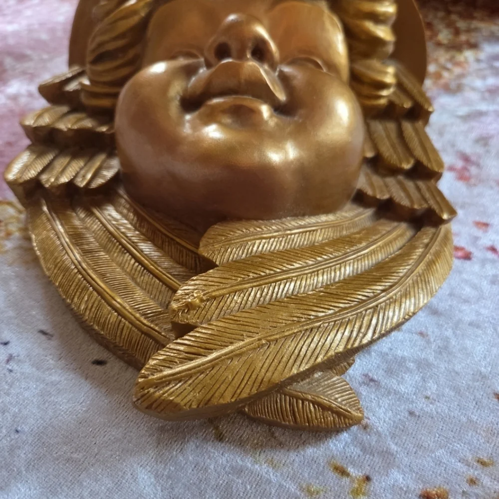 Vintage heavy cherub wall shelf - Victorian style Gold Gilded Finish Stunning